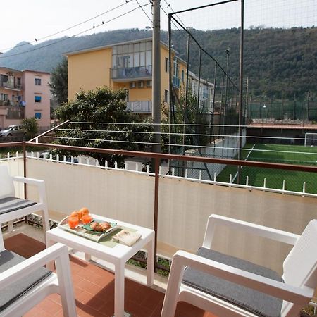 Estate4Home - Casa Luigino Сант'Агнело Екстериор снимка