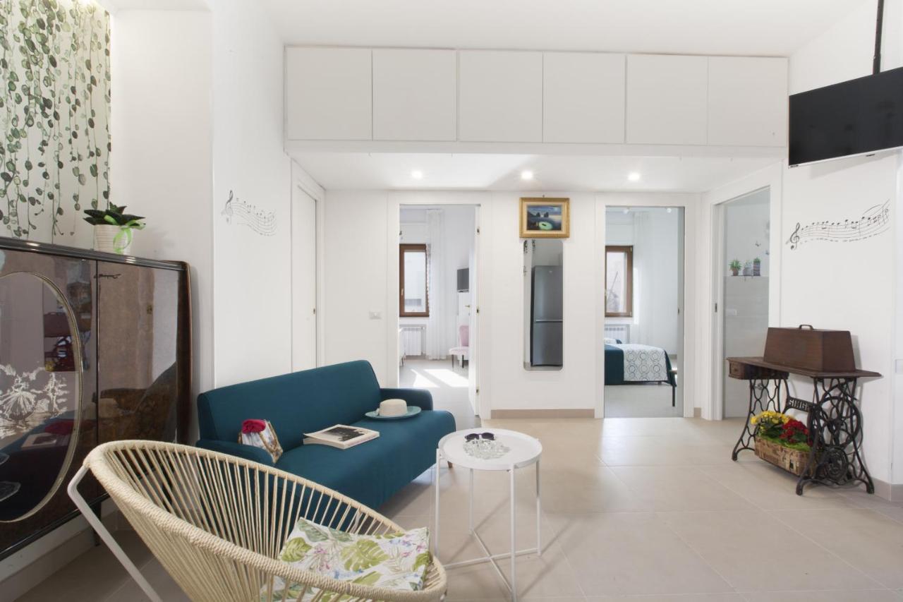 Estate4Home - Casa Luigino Сант'Агнело Екстериор снимка