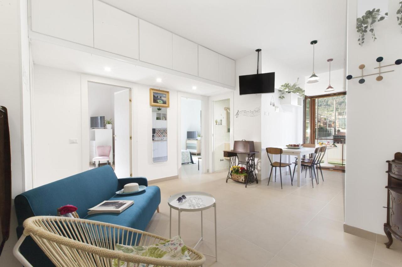 Estate4Home - Casa Luigino Сант'Агнело Екстериор снимка